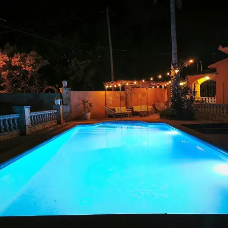 New Casa Sonrisa 6p, Private Pool, Peaceful Lloret Blau