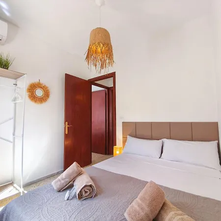 New Casa Sonrisa 6p, Private Pool, Peaceful Casa de vacances Lloret Blau